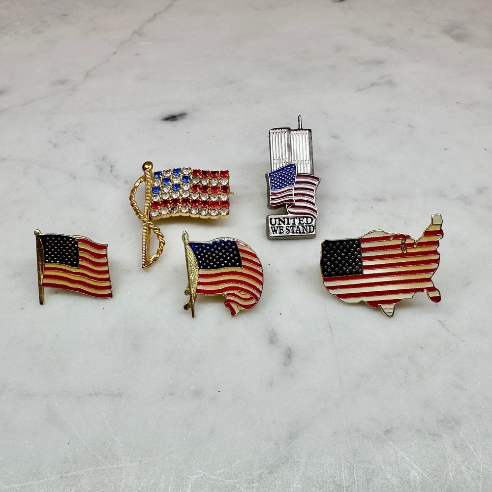 USA Flag 5pc Lapel Pin Set Unisex Small Multicolor Excellent Patriotic